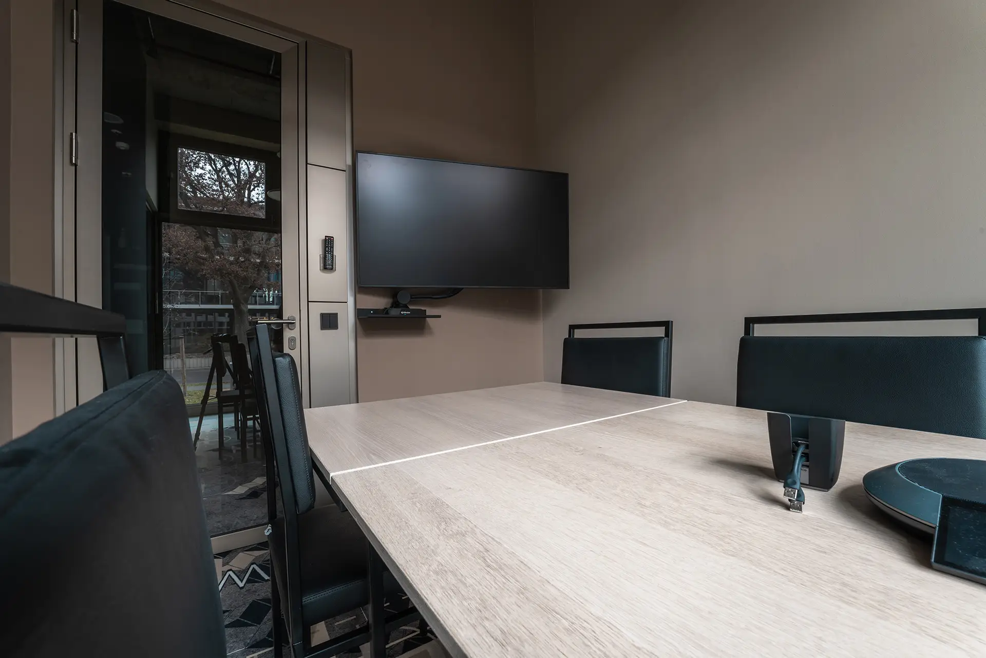 SimpliOffice Leipzig Engerstraße - Meetingraum Alternative